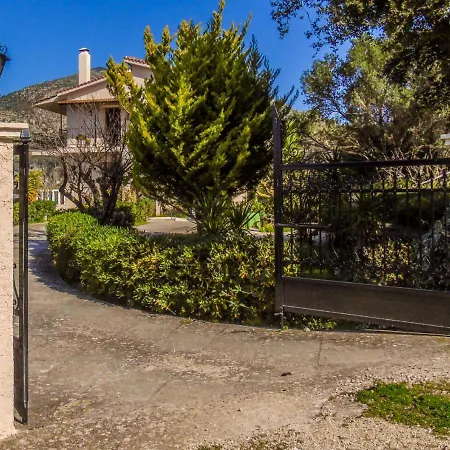 Anatol House Holiday home *